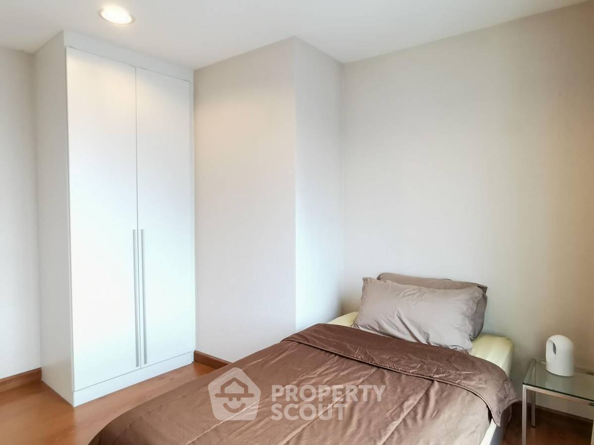 picture 3-BR Condo at Belle Grand Rama 9 near MRT Phra Ram 9 (ID 1550593) - 11/16