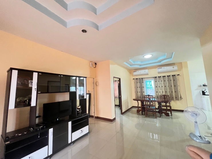 รูป ขาย / เช่า บ้านเดี่ยวชั้นเดียว ใกล้สนามบิน บ้านสวย 55 ตร.วา
3 นอน 2 น้ำ ทำเลดี เดินทางสะดวก - รูปที่ 6/10