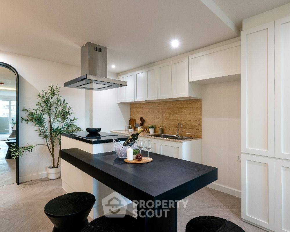 picture 3-BR Condo at Le Nice Ekkamai Condominium near BTS Ekkamai (ID 2213821) - 6/13