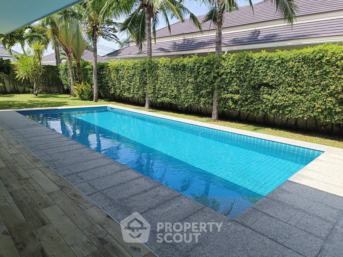 รูป วิลล่า 3-ห้องนอน ใกล้ เดอะ เวเนเซีย (ID 2215331) - รูปที่ 22/23