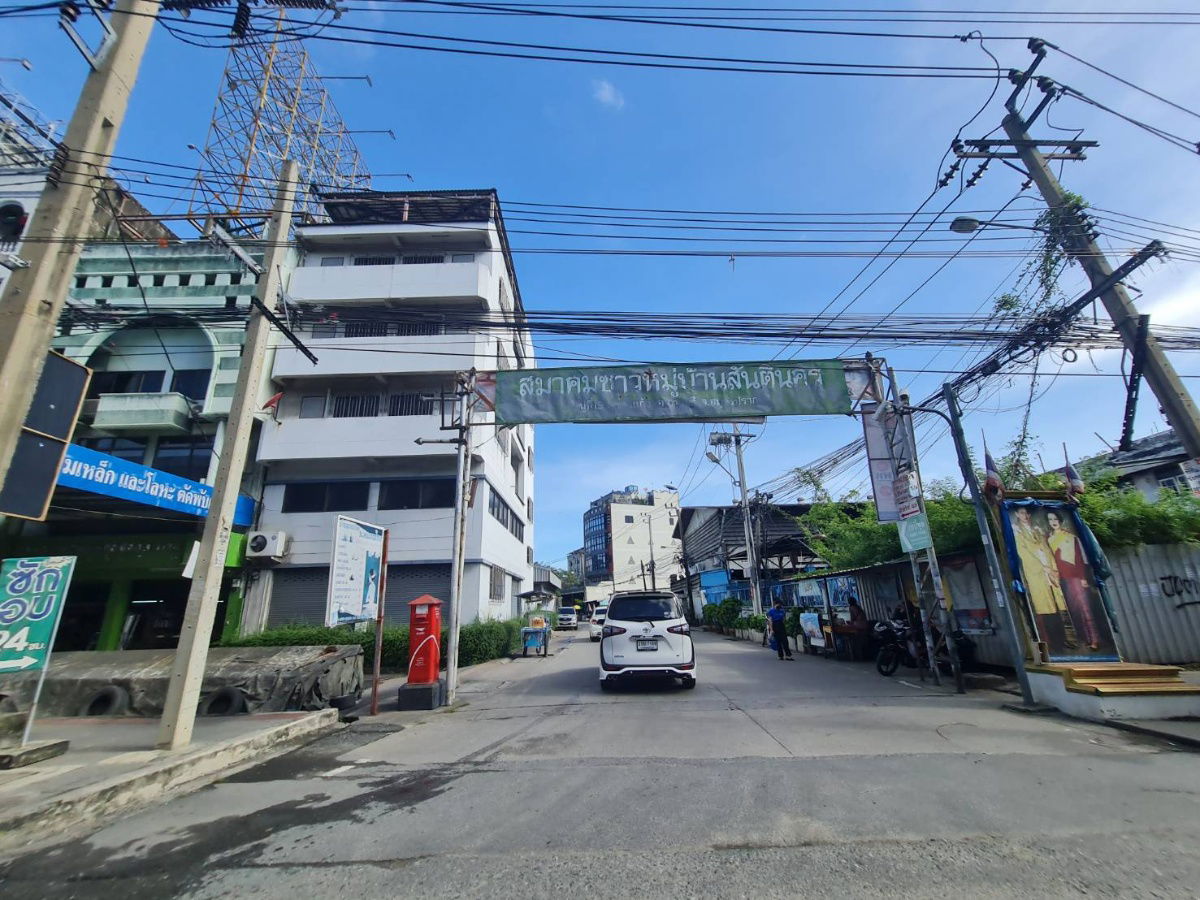 picture Land for sale, Bangna, Km. 7, enter Soi Bangna-Trad 49 (Soi Santi Nakhon), 16 sq m per plot. - 24/24