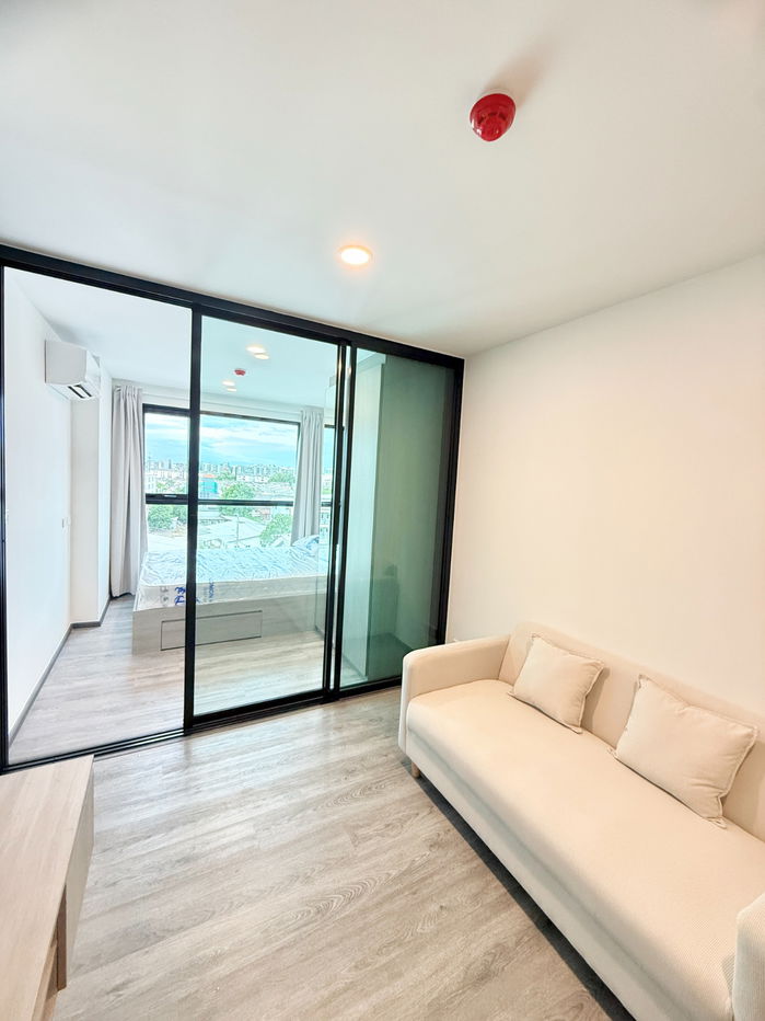 picture Brixton Pet&Play Phahol 50 Station **Pet-friendly** - 4/11