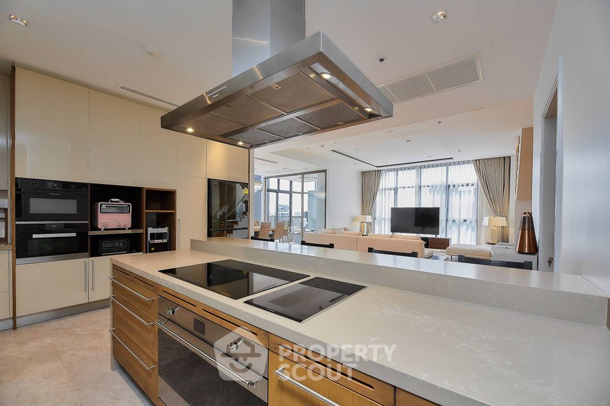 picture 4-BR Condo at HQ Thonglor near BTS Thong Lor (ID 996435) - 12/28