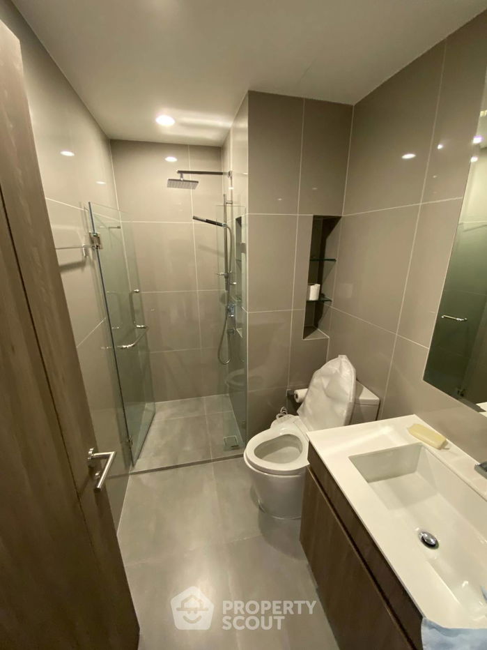 picture 1-BR Condo at Ideo Mobi Asoke near MRT Phetchaburi (ID 697588) - 5/11
