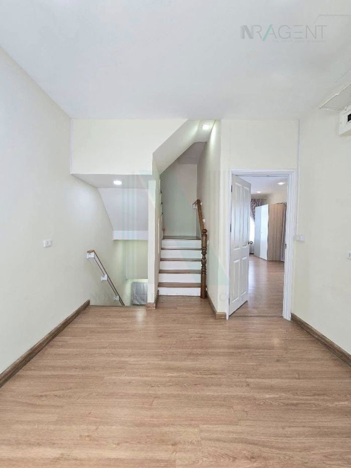 picture 📌 For Sell Town house GOLDEN TOWN KASET - NAWAMIN 3-story 5 bedroom 4 bathroom - 2/8