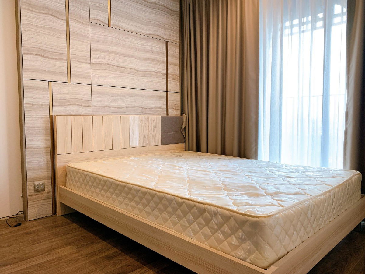 picture Modern Condo in Prime Location | Fully Furnished | BTS & Malls in Walking Distance - 15/19
