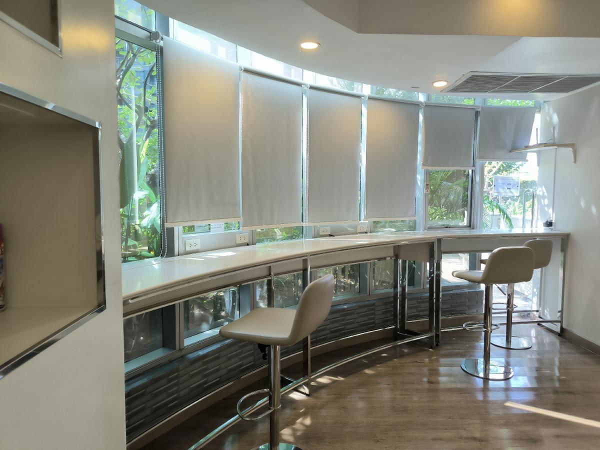 รูป The Trendy Condominium (เดอะ เทรนดี้ คอนโดมิเนียม)  ขนาด 73 ตร ม 1ห้องนอน 1 ห้องน้ำ ชั้น 9-15  อ่างอาบน้ำ - รูปที่ 23/25