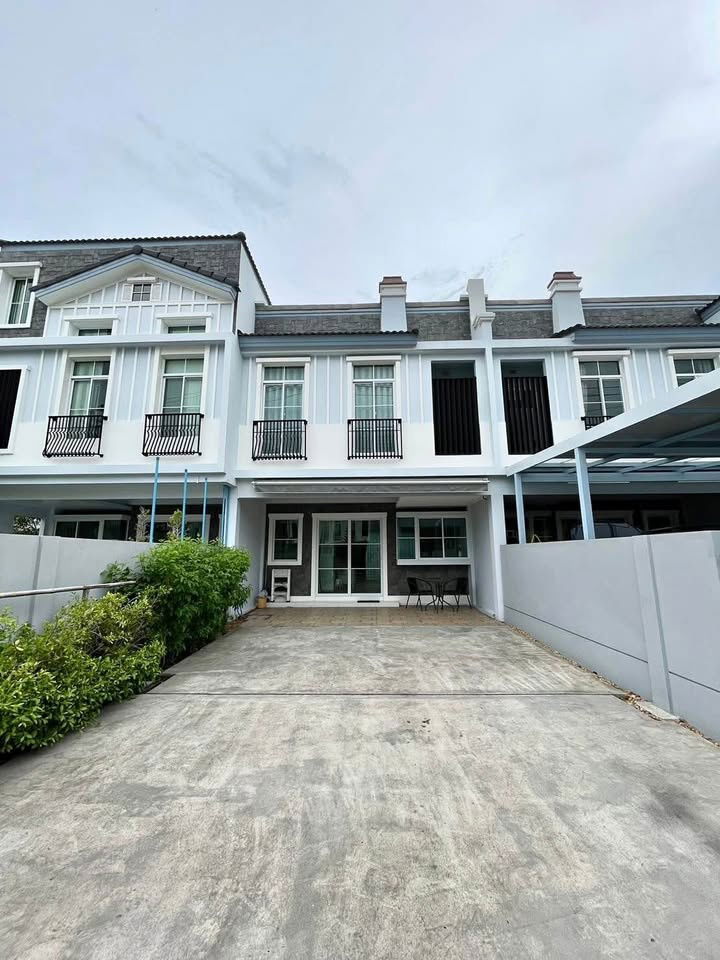 ทาวน์โฮมให้เช่า : บ้านให้เช่า Indy2 Bangna Ramkhamhaeng 2 พร้อมเข้าอยู่สนใจติดต่อ Line @goodmanpro หรือ โทร 0999029192