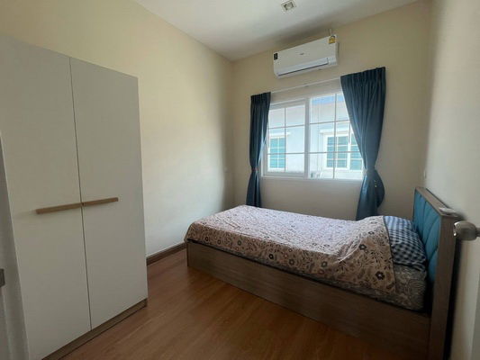 picture FOR RENT GOLDEN TOWN 3 BANGNA - SUANLUANG / 3 bedrooms 2 bathrooms / 20 Sqw. 120 Sqm. **24,000** CLOSE TO RAMKHAMHANG 2 UNIVERSITY - 9/12