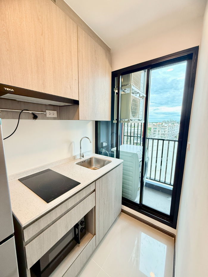 picture Brixton Pet&Play Phahol 50 Station **Pet-friendly** - 2/11