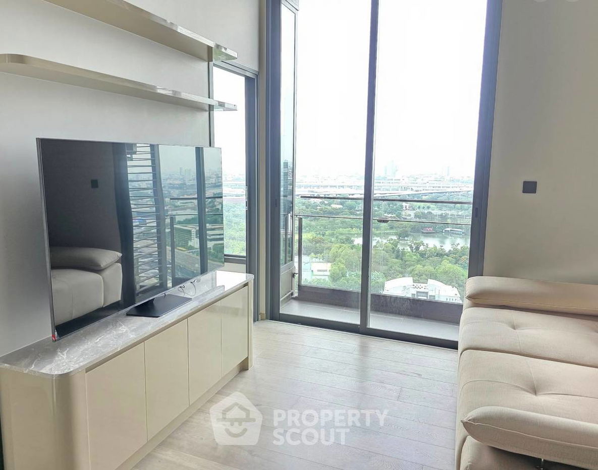 picture 1-BR Condo at The Crest Park Residences near MRT Phahon Yothin (ID 2101085) - 1/8