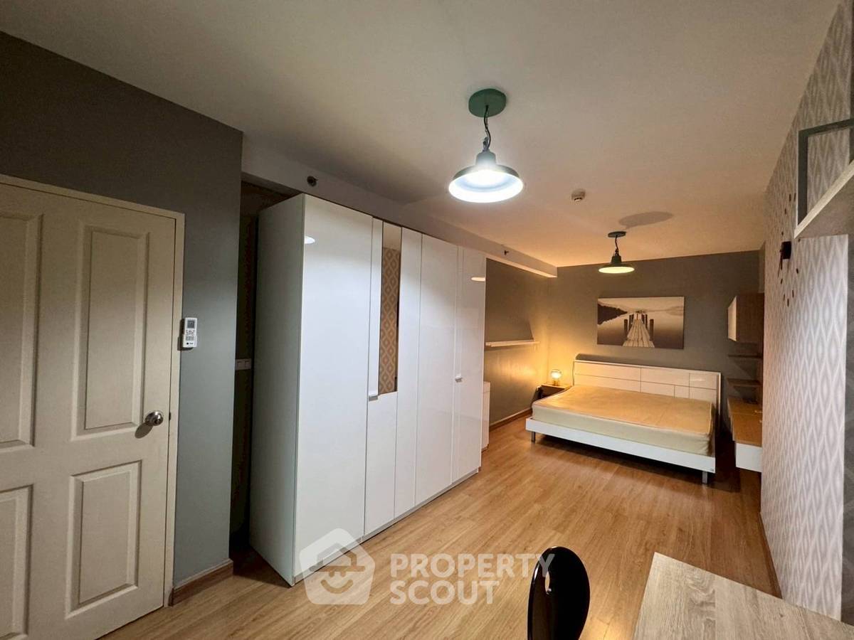 picture 1-BR Condo at Supalai Park Ekamai - Thonglor near ARL Ramkhamhaeng (ID 2216444) - 3/10
