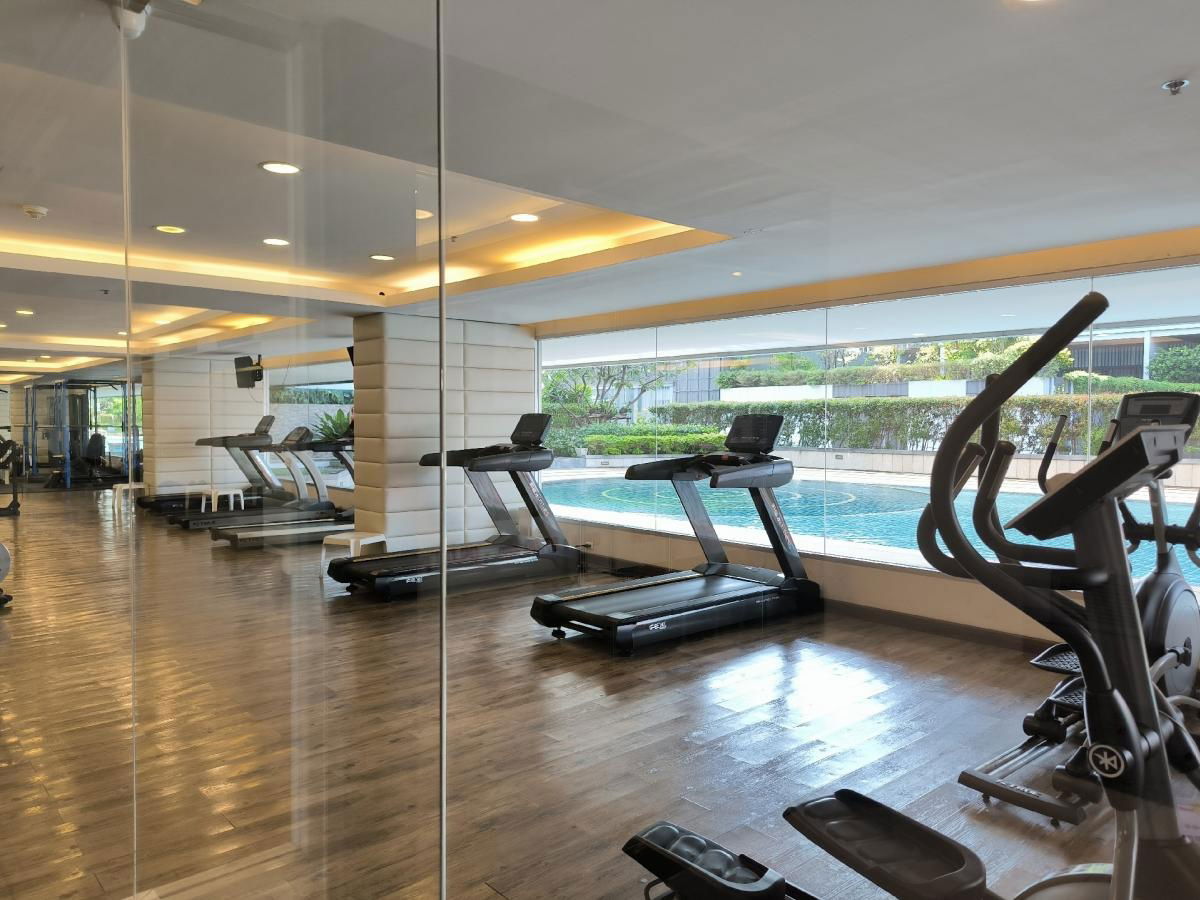 รูป The Trendy Condominium (เดอะ เทรนดี้ คอนโดมิเนียม)  ขนาด 73 ตร ม 1ห้องนอน 1 ห้องน้ำ ชั้น 9-15  อ่างอาบน้ำ - รูปที่ 16/25
