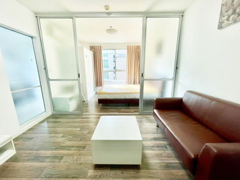 For rent, D bura pran nok 1 Bedroom Size 30 sq.m. Building B, 11th floor, Fully furnished