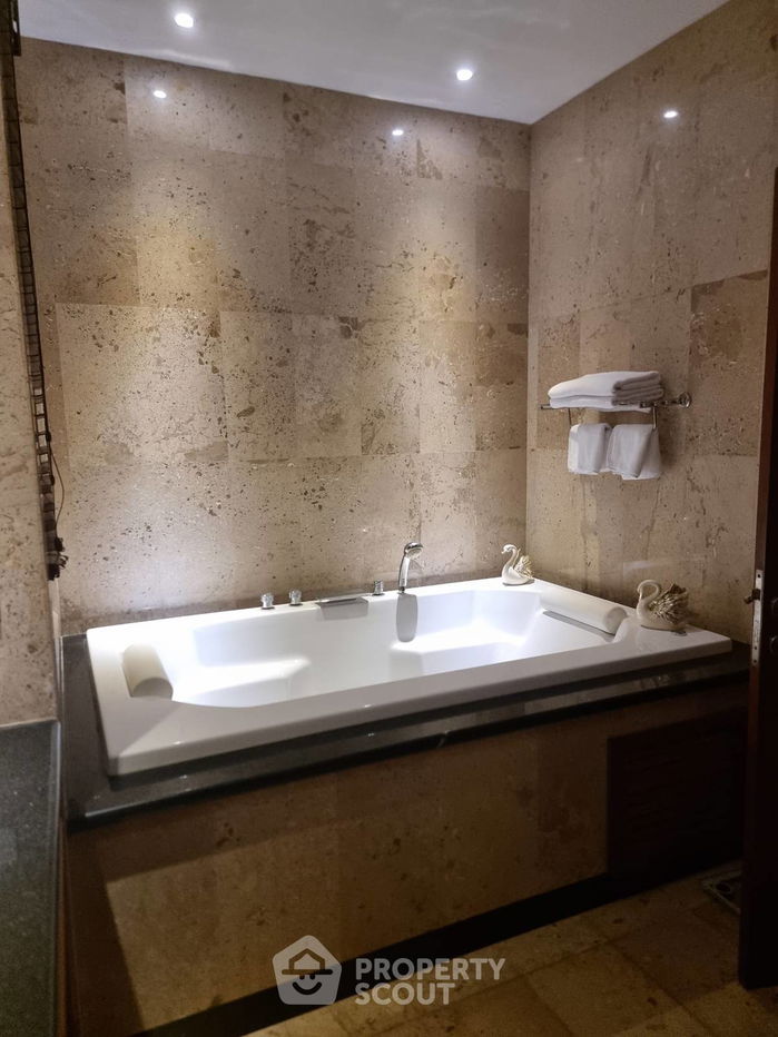 รูป บ้าน 4-ห้องนอน ที่ วิวทะเล มารีนา ใกล้ เมืองพัทยา (ID 1316474) - รูปที่ 26/49