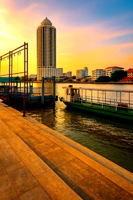 Land for sale เมอร์รี่คิงส์(วงเวียนใหญ่) : RIVERFRON LAND NEAR ICON SIAM FOR SALE