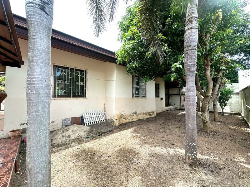 picture Selling house 3.99 million Pattaya - Baan Ampher - 10/13