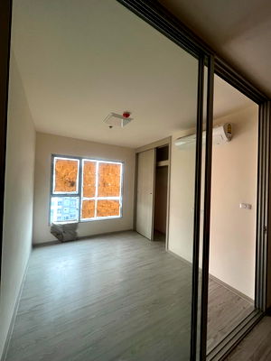 Condos for sale MRT Nonthaburi Civic Center : 📌Urgent sale, empty room!! Condo Aspire Rattanathibet 2, 30 sq m. room, price only 1.6 million baht, real room, not a room to attract customers ✨