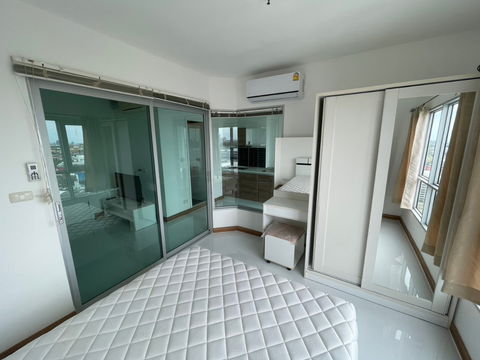Condo for rent Aspire Rama 4 Near BTS Ekkamai
