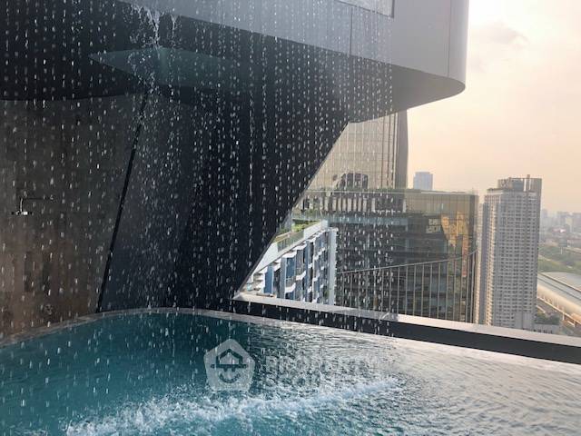 picture 1-BR Condo at Ideo Mobi Asoke near MRT Phetchaburi (ID 697588) - 8/11