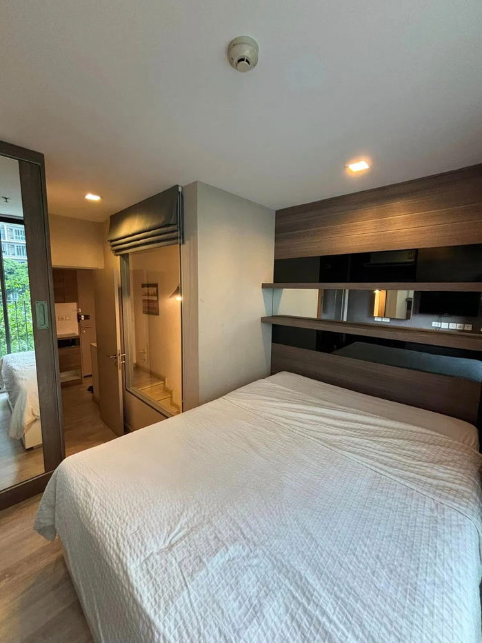 รูป ให้เช่าคอนโดห้อง Duplex IDEO Mobi Sukhumvit 81 ใกล้ BTS อ่อนนุช | ติดต่อคุณทีเค Line ID @637ilhsj - รูปที่ 19/22
