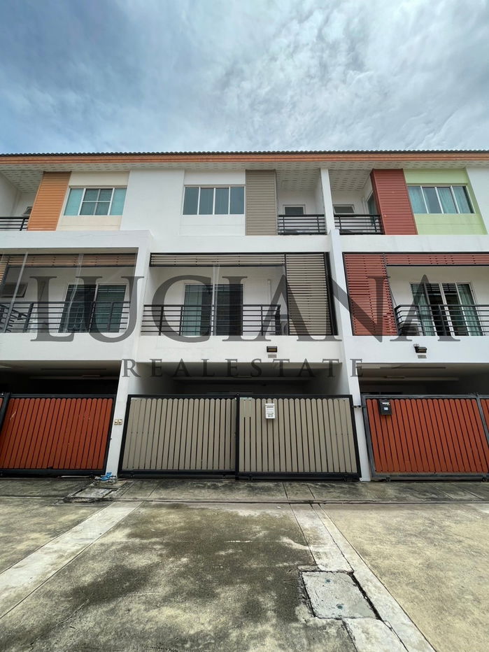 รูป 🏡 ให้เช่าทาวน์โฮม 3 ชั้น หลังมุม ใกล้ MRT สุทธิสาร ทำเลทองสำหรับอยู่อาศัย & โฮมออฟฟิศ! - รูปที่ 1/12