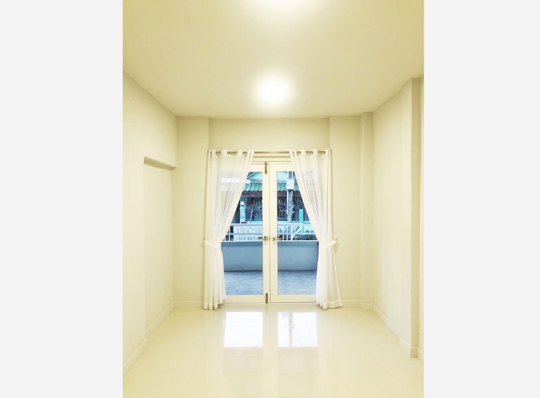 รูป Call : 095-155-6591 หมู่บ้านศรีราชาทาวเวอร์ 2 ถนนเก้ากิโล บ้านแฝด 36 ตารางวา 2 นอน รีโนเวทใหม่ทั้งหลัง โดยวิศวกรมืออาชีพ ใช้วัสดุอย่างดี เกรดพรีเมี่ยม - รูปที่ 7/13