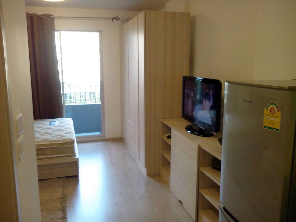 picture Condo for rent in Sukhumvit area, near BTS Punnawithi 600 meters, only 8,500 baht/month, common area 4 rai, resort atmosphere - 3/12