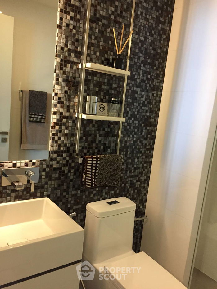 picture 1-BR Condo at The Room Sukhumvit 69 near BTS Phra Khanong (ID 1243082) - 5/5