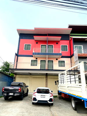 Shophouses for rent : Commercial building for rent, 3 floors, decorated, ready to move in