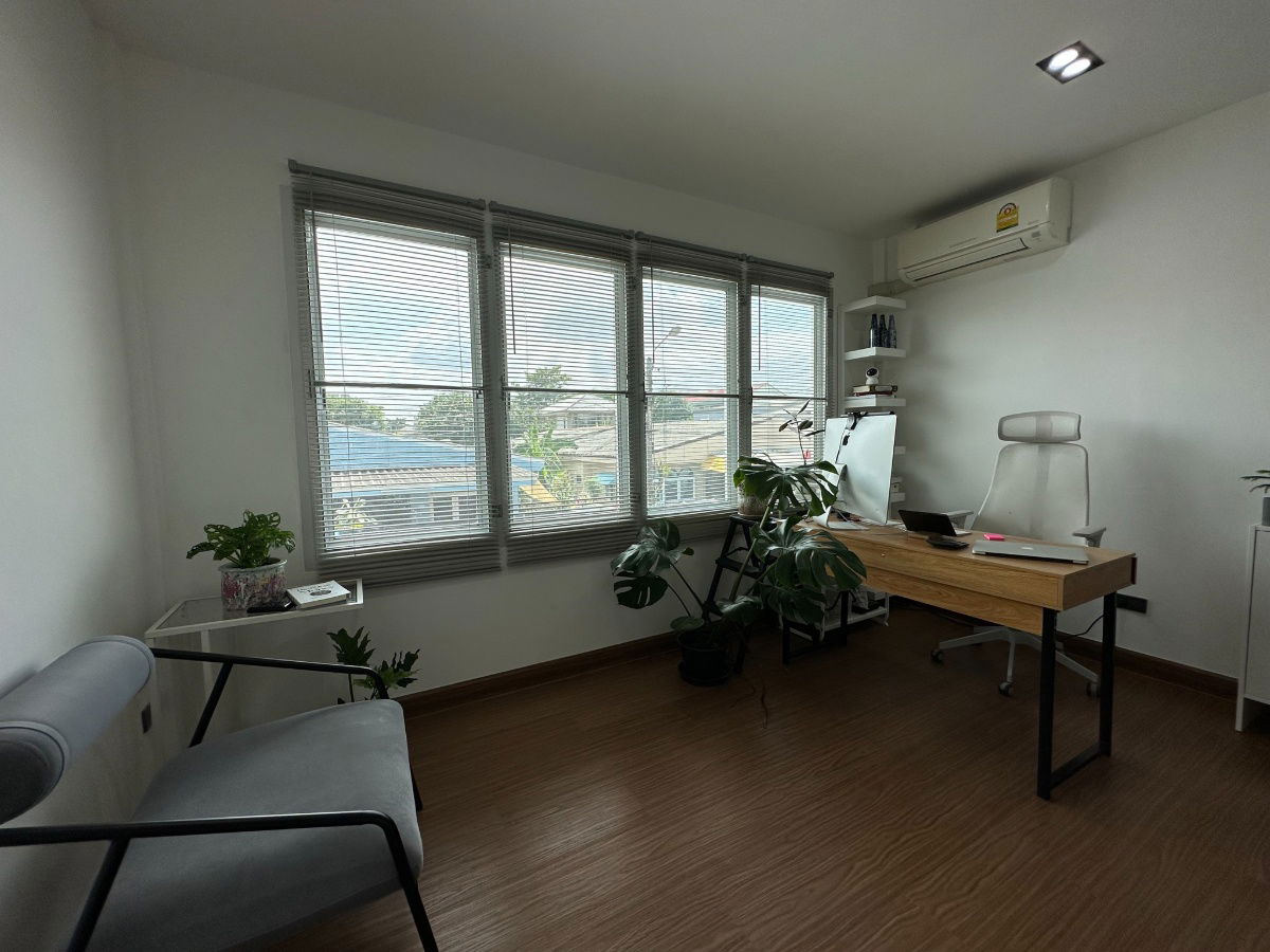 picture [For Sale] 2-story townhouse, Loft style – Chokchai 4 Lat Phrao area. - 5/14