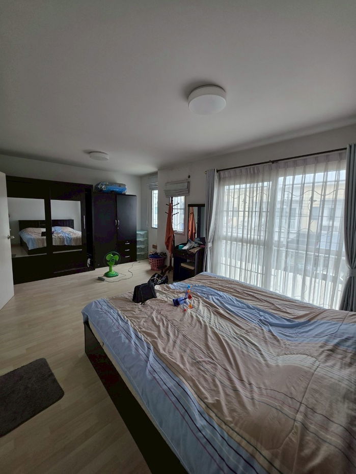 picture For sale: 2-storey townhouse, The Connect 22, Ram Intra-Min Buri, 3 bedrooms, 2 bathrooms, 2 parking spaces - 11/21