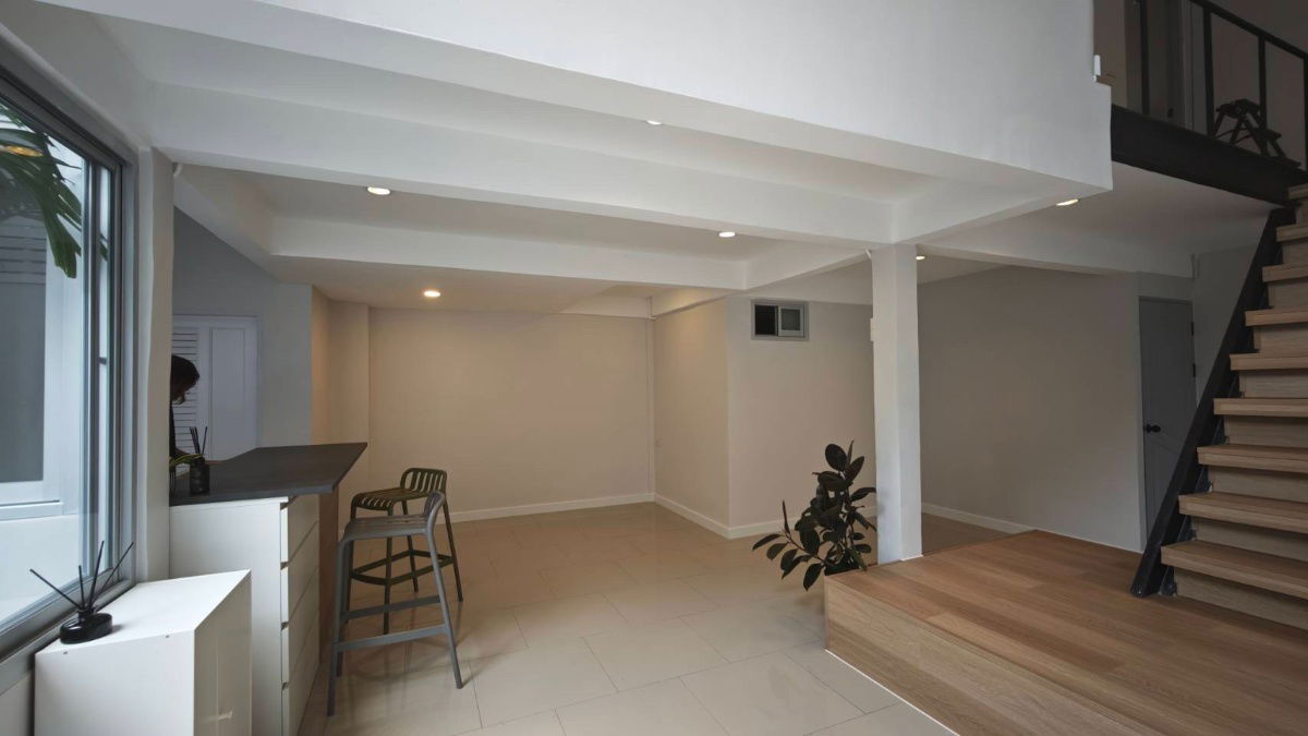 รูป [ขาย] บ้านแฝดรีโนเวทใหม่ย่านลาดพร้าว-โชคชัย4 บ้านหลังใหญ่  บรรยากาศอบอุ่น - รูปที่ 11/31