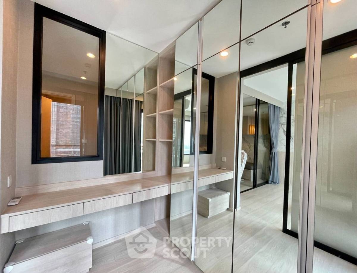 picture 1-BR Condo at Life Asoke near ARL Makkasan (ID 1464712) - 4/12