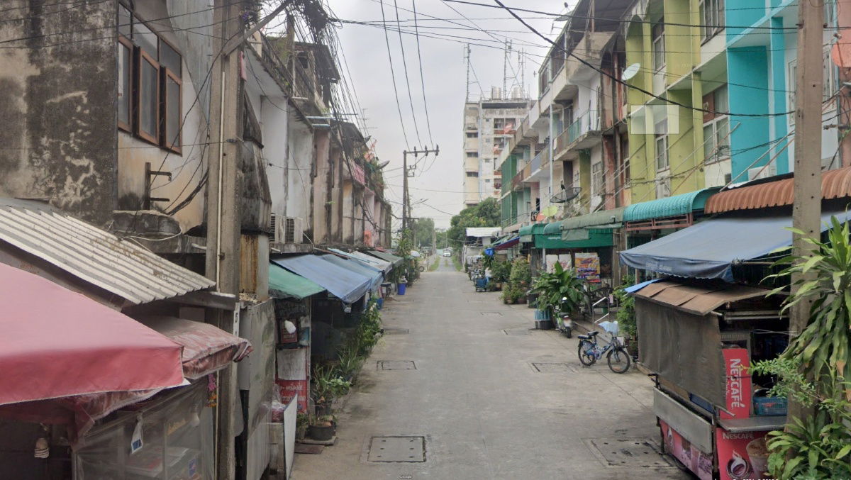 picture ✅Land for sale 522 sq.w.   orange area, Y.7-18, width 32 m., length 65 m. Soi Petchkasem 50, Bang Wa Subdistrict Phasi Charoen District, Bangkok  - 2/5