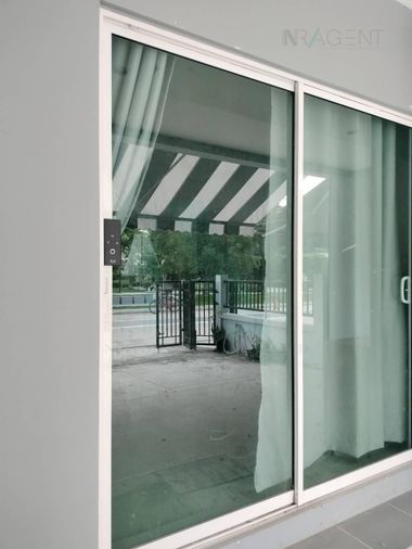 4-bed townhouse for sale, 247 sqm, 62 sq wah, Sammakorn Avenue Suvarnabhumi