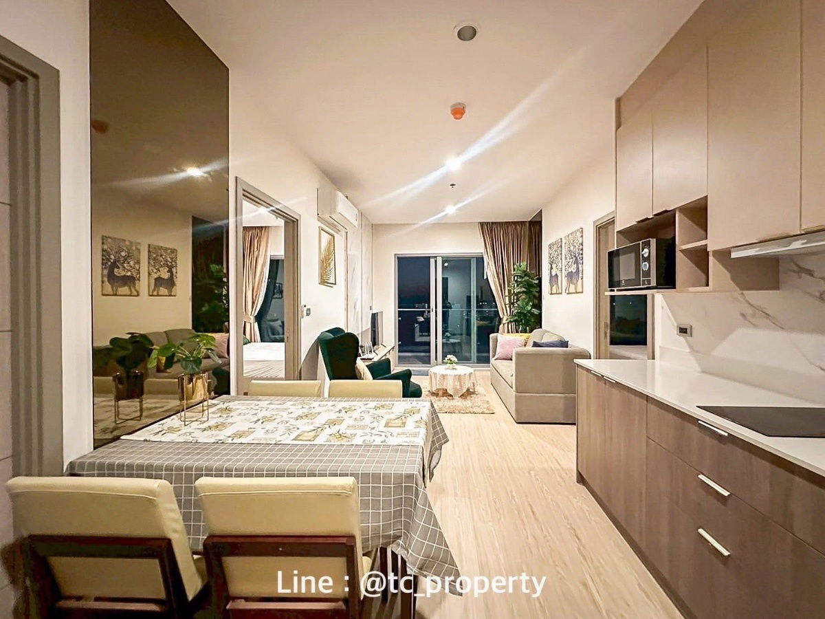 picture For Rent : The symphony 2 bedroom Seaview  - 16/18