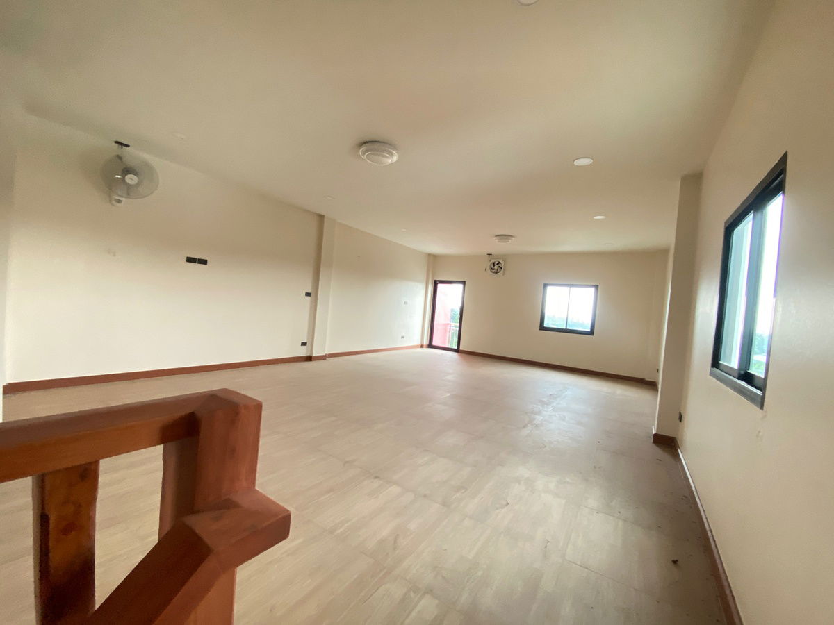 picture Commercial building for rent, 3 floors, decorated, ready to move in - 14/17