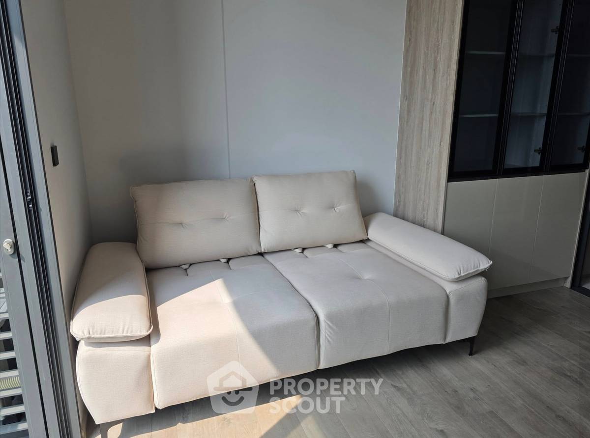 picture 1-BR Condo at The Crest Park Residences near MRT Phahon Yothin (ID 2101085) - 5/8
