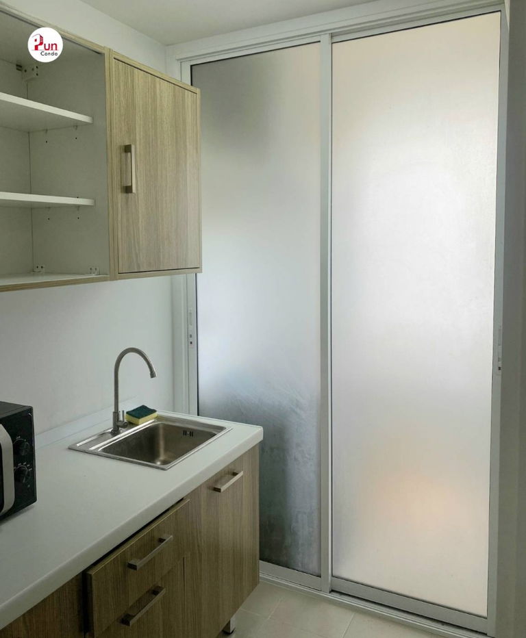 picture  Plum condo Paholyothin89 for rent  - 8/13