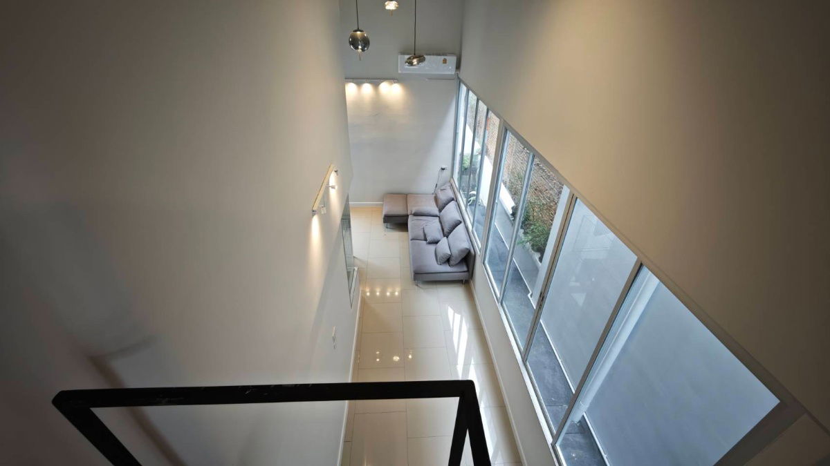 รูป [ขาย] บ้านแฝดรีโนเวทใหม่ย่านลาดพร้าว-โชคชัย4 บ้านหลังใหญ่  บรรยากาศอบอุ่น - รูปที่ 17/31