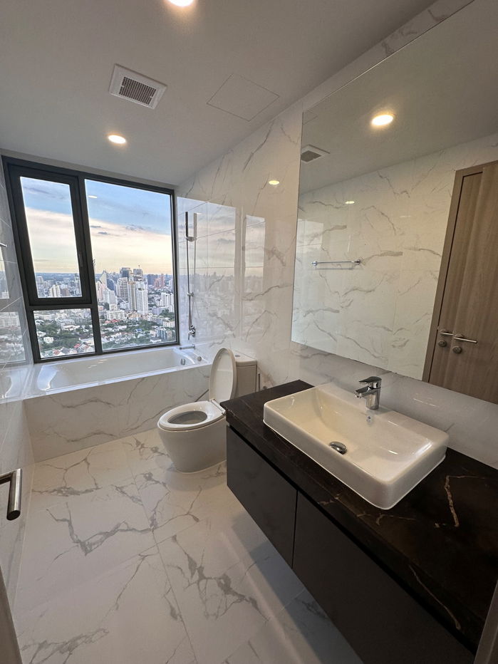 picture For rent CLOUD Thonglor Phetchaburi (1bed+) 1 bedroom, 1 bathroom, 1 extra room, 38 sqm. fully furnished. - 5/11