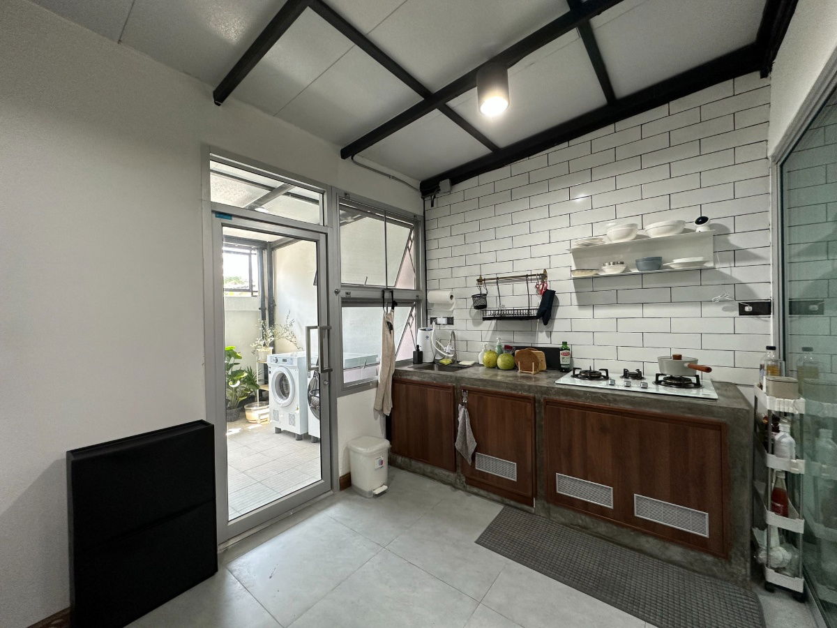 picture [For Sale] 2-story townhouse, Loft style – Chokchai 4 Lat Phrao area. - 4/14
