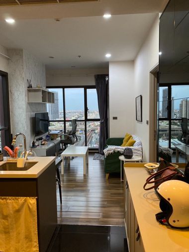 Wyne by Sansiri    Size 35 sq m.   Corner unit