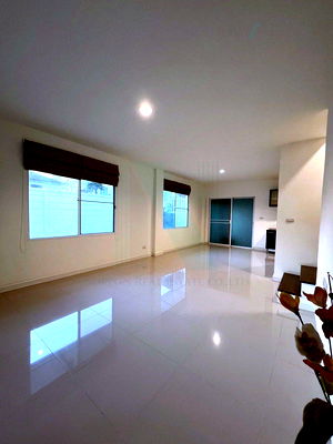 ทาวน์โฮม เขตบางกะปิ : 🚩 ขายทาวน์โฮม โครงการ ทาวน์ อเวนิว พระราม 9 3 ชั้น 2 ห้องนอน 3 ห้องน้ำ