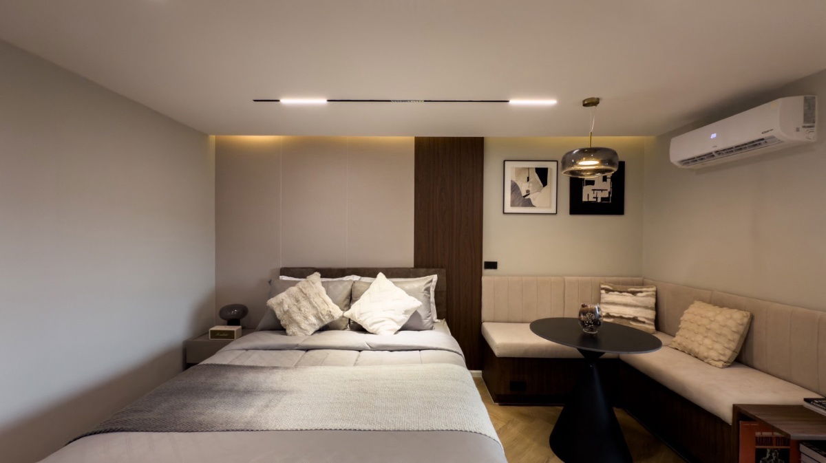 picture Condo for sale, 103 Condo 2, 5th floor, prime location in Nimman, great price, excellent location, fully furnished, ready to move in.- SW002746 - 7/29