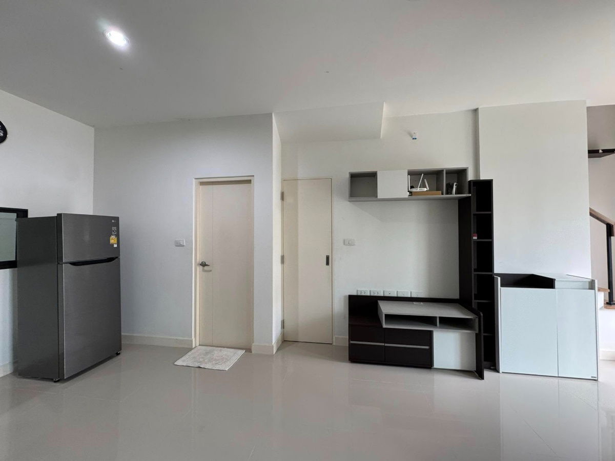 รูป บ้านให้เช่า Pleno Sukhumvit-Bangna พร้อมเข้าอยู่สนใจติดต่อ Line @goodmanpro หรือ โทร 0999029192 - รูปที่ 3/10