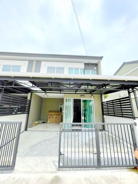 picture fully furnished electrical appliances Suvarnabhumi Inter Sch Singapore 2.8km. For rent 2-storey - 1/8