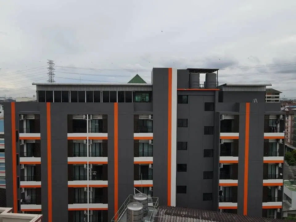 picture 📍 For Sale: 8-Storey Apartment in Prime Location - 2/12