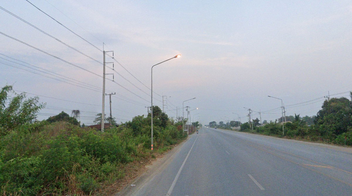 picture ✅Land for sale 37 rai Green area, width 155 m. Road 346 Pathum Thani-Bang Len Tambon Thung Luk Nok, Amphoe Kamphaeng Saen, Nakhon Pathom  - 3/6
